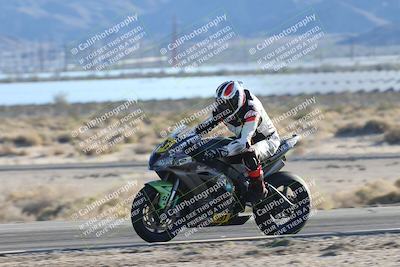 media/Dec-07-2025-CVMA (Sun) [[3e7d2de5dc]]/Race 15-Amateur Formula Open/